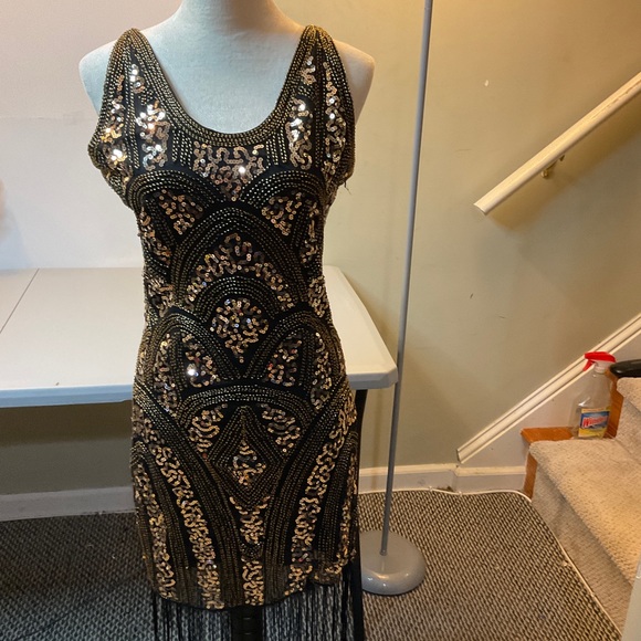 None Dresses & Skirts - Black and Golden Sippy Color,Size Medium, 100 Polyester, Very Good Condition